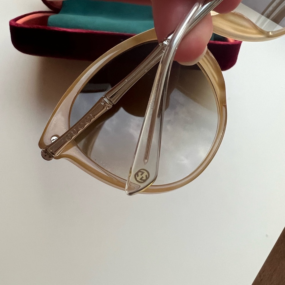 Gucci Bamboo Sunglasses - Picture 6 of 7